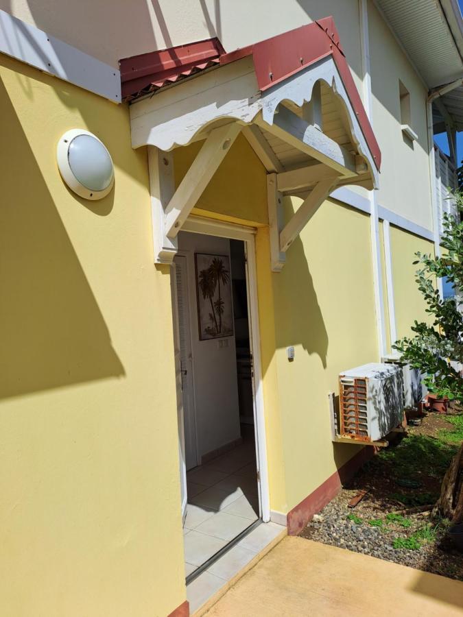 Rdc Appartement En Bord De Mer Au Son Des Vagues Le Moule Exterior foto